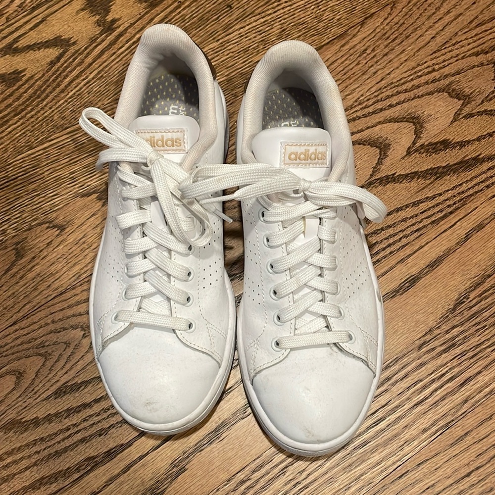 Adidas White sneaker